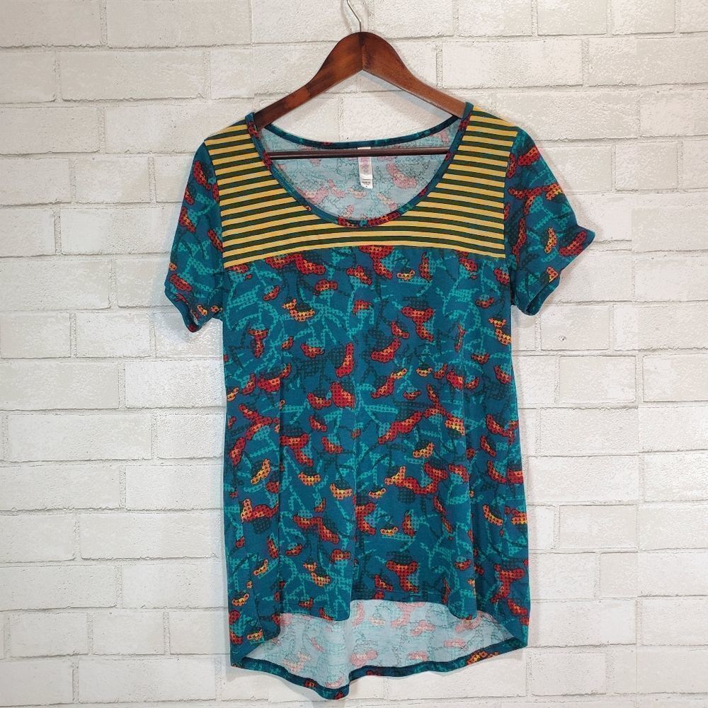 LuLaRoe short sleeve tee‎